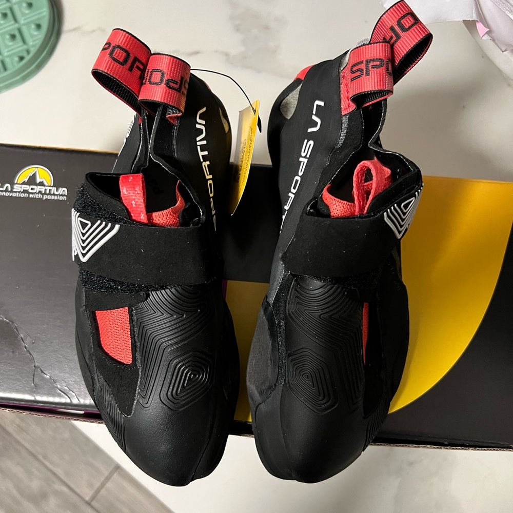 LaSportiva Theory